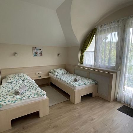 Villa Terrazza Balatongyörök Exteriör bild